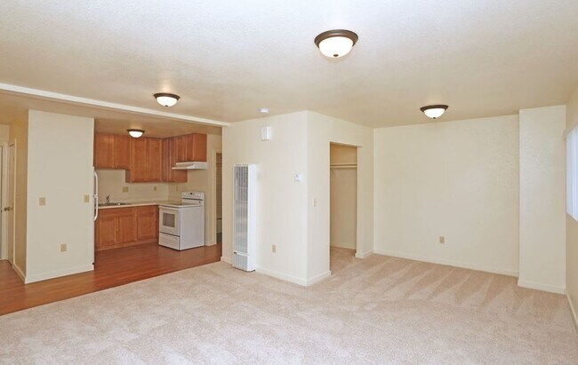 Foto del interior - Twin Pines Manor Apartments