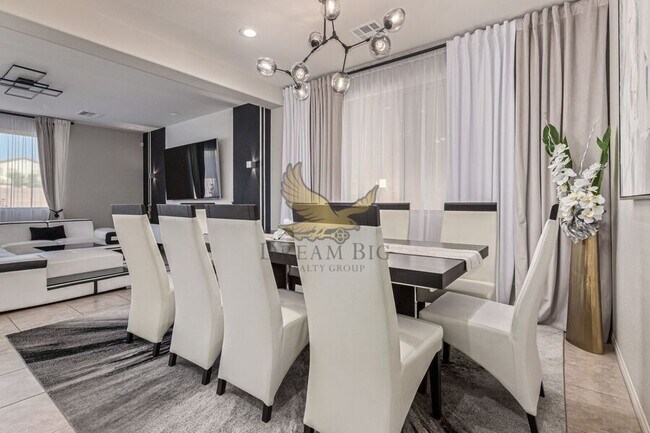 Foto del edificio - 10178 Blacktail Hill Ct