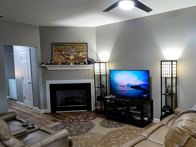 Foto del edificio - 4835 Tangerine Cir
