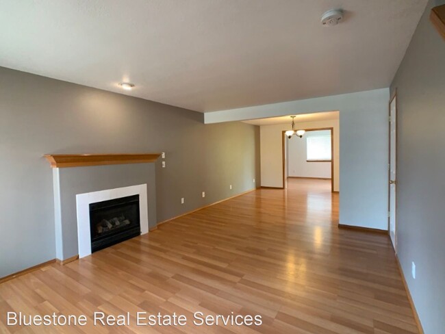 Foto del edificio - 4 br, 2.5 bath House - 5617 SE 65th Avenue