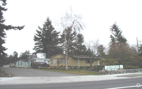 Building Photo - Evergreen Mobile Village