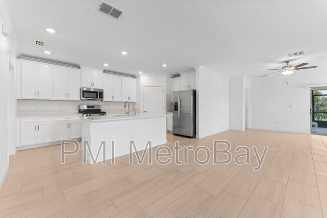 Foto del edificio - 17558 Holly Wl Ave