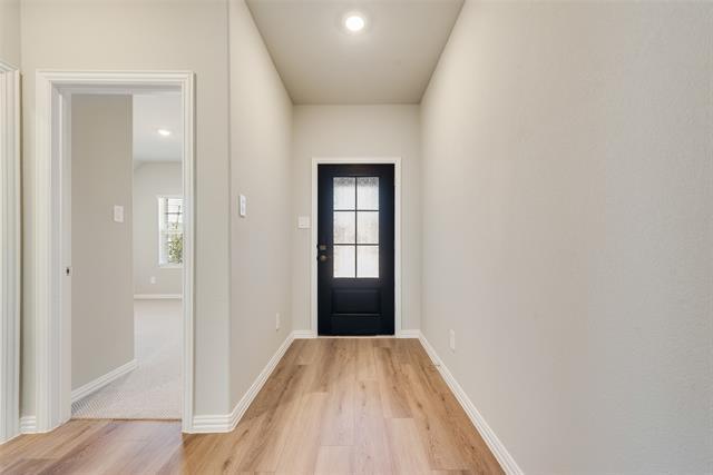 Building Photo - 2127 Mustang Wy