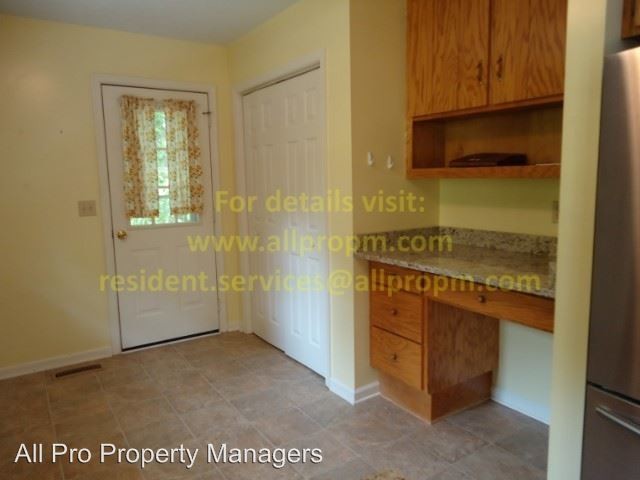 Foto del edificio - 4 br, 3 bath House - 200 Duff Lane