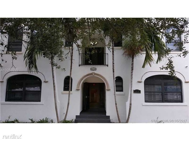 Building Photo - 473 Mendoza Ave