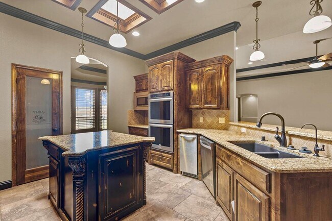 Building Photo - 3309 Milano Dr