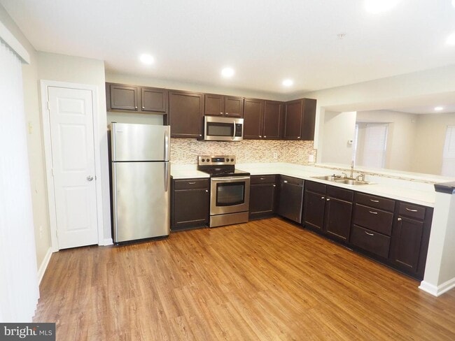 Building Photo - 7424 Catterick Ct