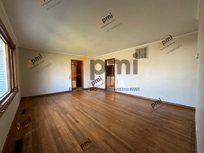 Foto del edificio - 202 E 250 S