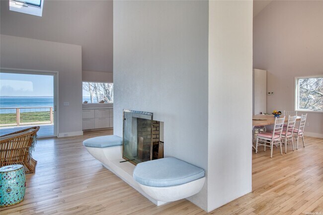 Building Photo - 1390 Demarest Rd