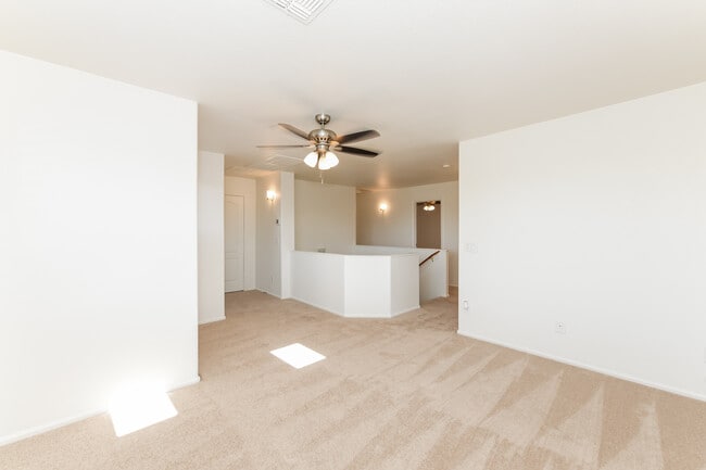 Building Photo - 42380 W Michaels Dr