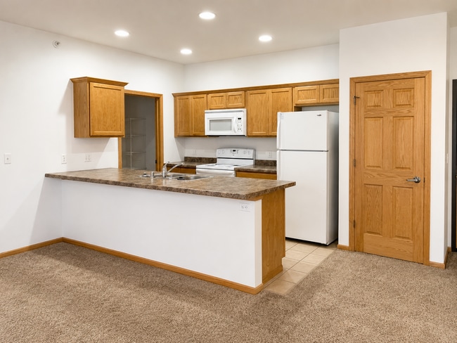 Building Photo - 3630 Calvert Rd
