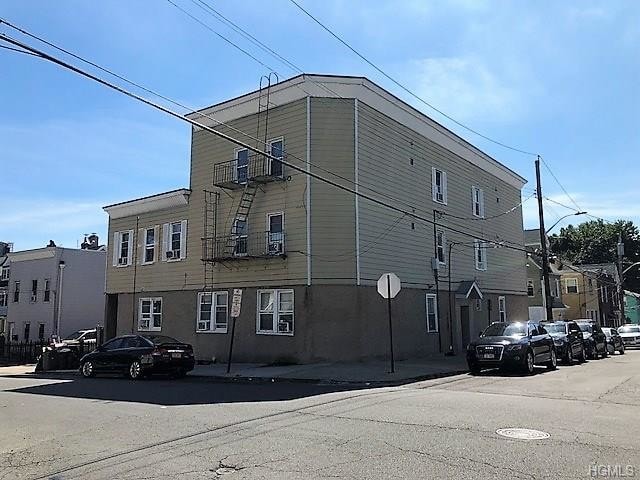 Primary Photo - 14 Lafayette Ave