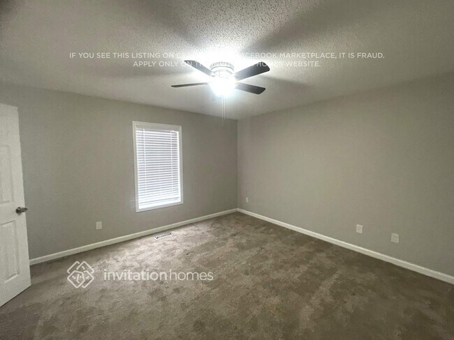 Foto del edificio - 304 Ivy Brook Dr
