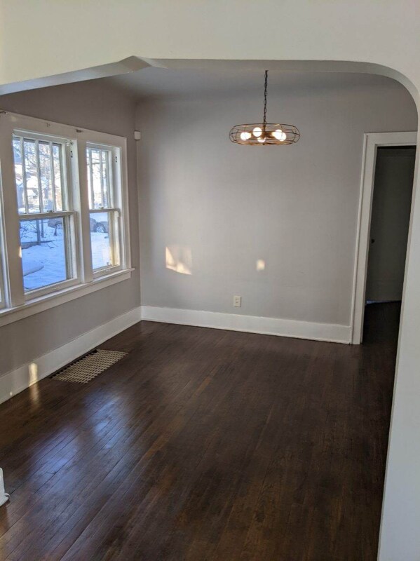 Building Photo - 1605 Kearsley Park Blvd