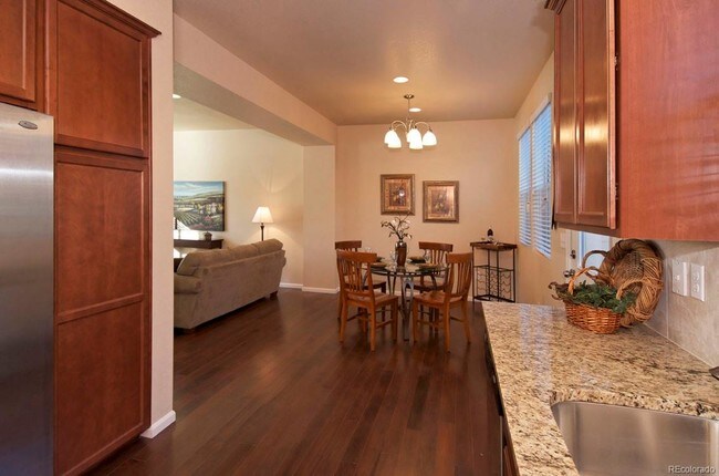 Building Photo - 10296 Bellwether Ln