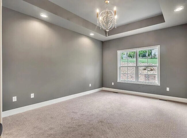 Building Photo - 2967 Pine Hill Spur