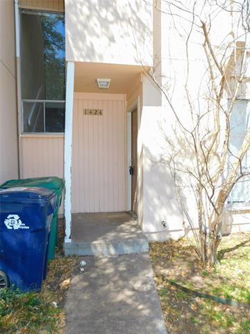 Building Photo - 1424 Sombre Vista Dr