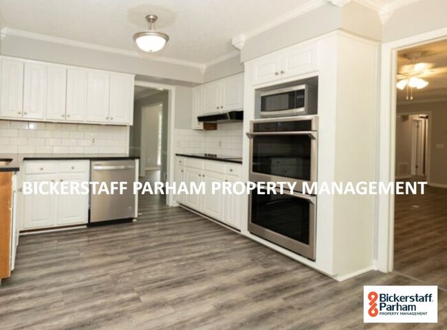 Building Photo - Green Island Hills Subdivision. Rest. Rela...