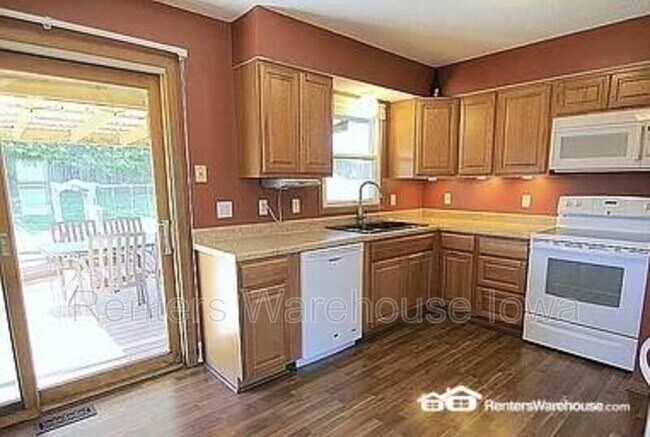 Foto del edificio - 1004 NE Jacob St