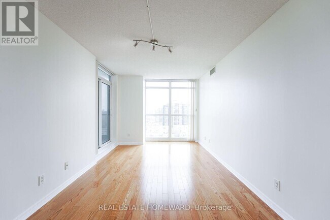 Building Photo - 28 Harrison Garden Blvd