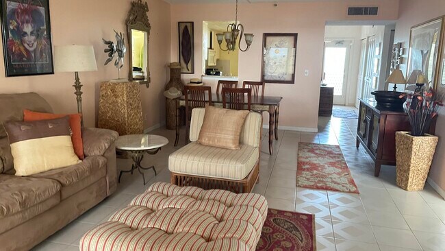 Foto del edificio - 14623 Bonaire Blvd