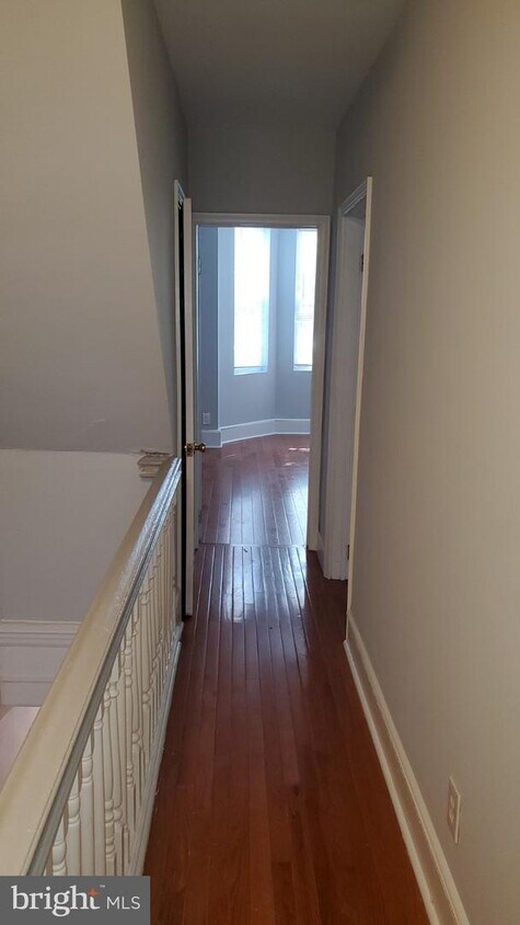 Primary Photo - 3820 N Park Ave