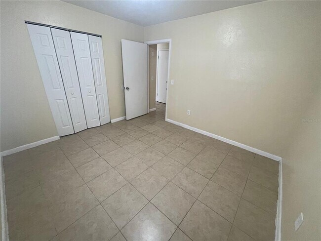 Foto del edificio - 1701 NW 70th St