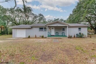 Building Photo - 2063 Ryale Rd