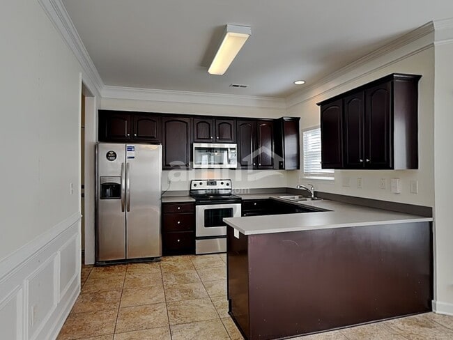 Building Photo - 8317 Suttonview Dr