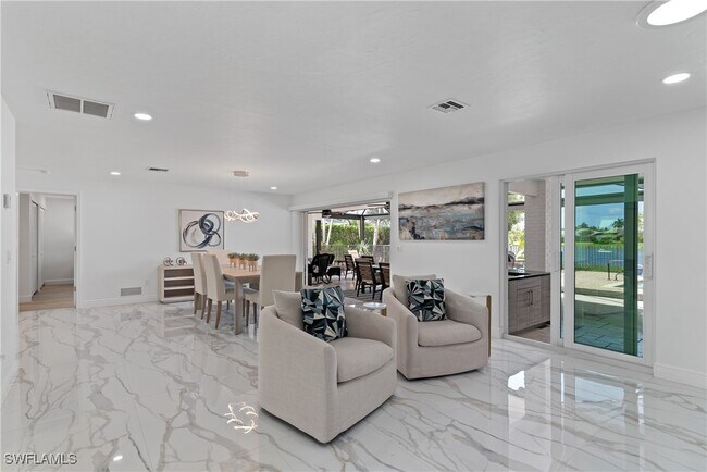 Foto del edificio - 2500 Kings Lake Blvd