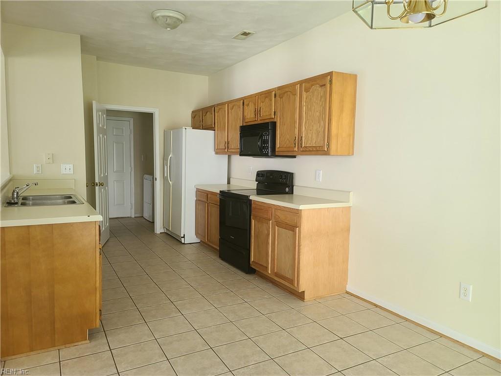 305 Belmont Cir, Yorktown, VA 23693 Townhome Rentals in Yorktown VA