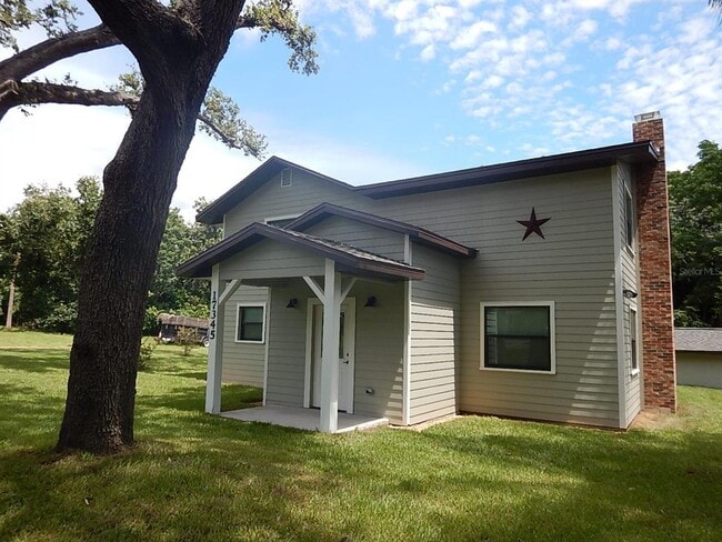 Foto del edificio - 17345 Porter Ave