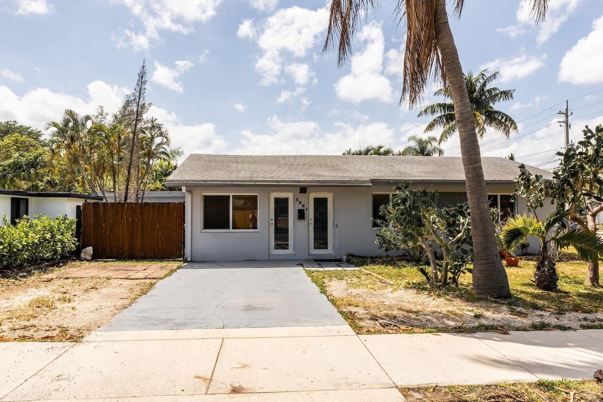 3681 NE 8th Ave, Oakland Park, FL 33334 Townhome Rentals in Oakland
