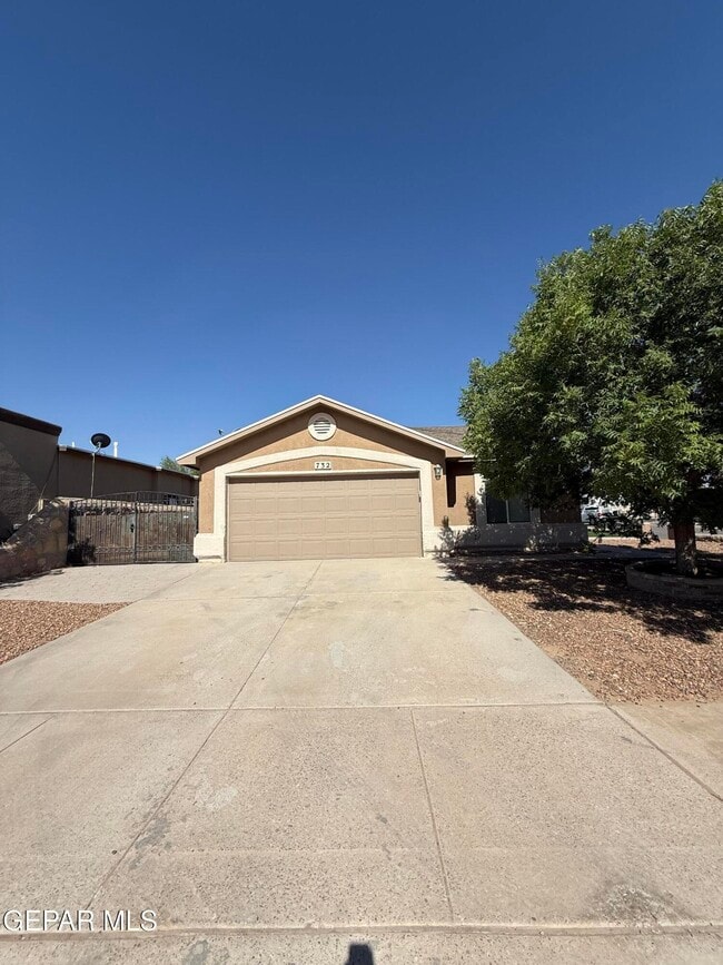 Building Photo - 732 Desert Sage Dr