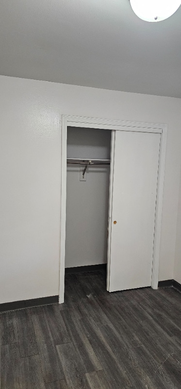 Building Photo - 5843 Ridgebrook Ave SE