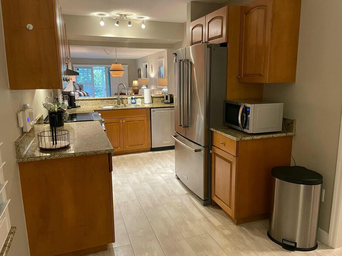 Foto principal - 10980 S Ocean Dr