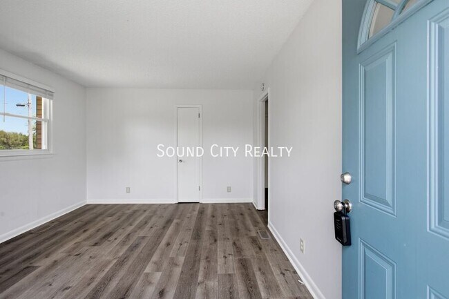Foto del edificio - 923 Oak Vale Dr