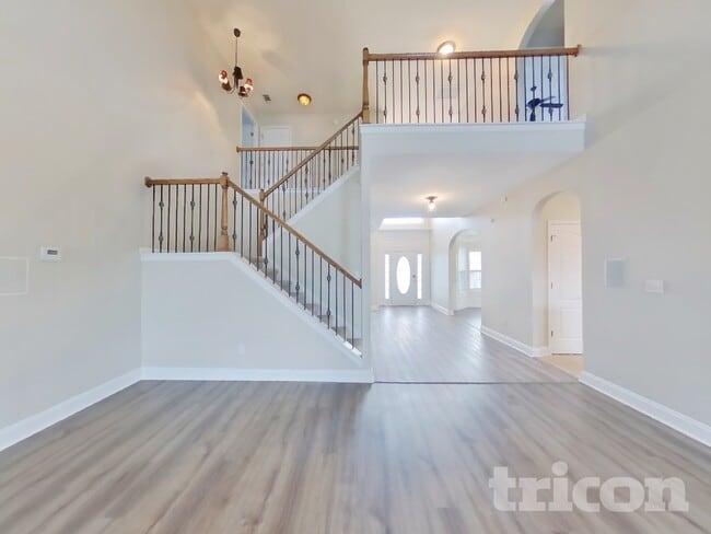 Building Photo - 558 Georgia Cir