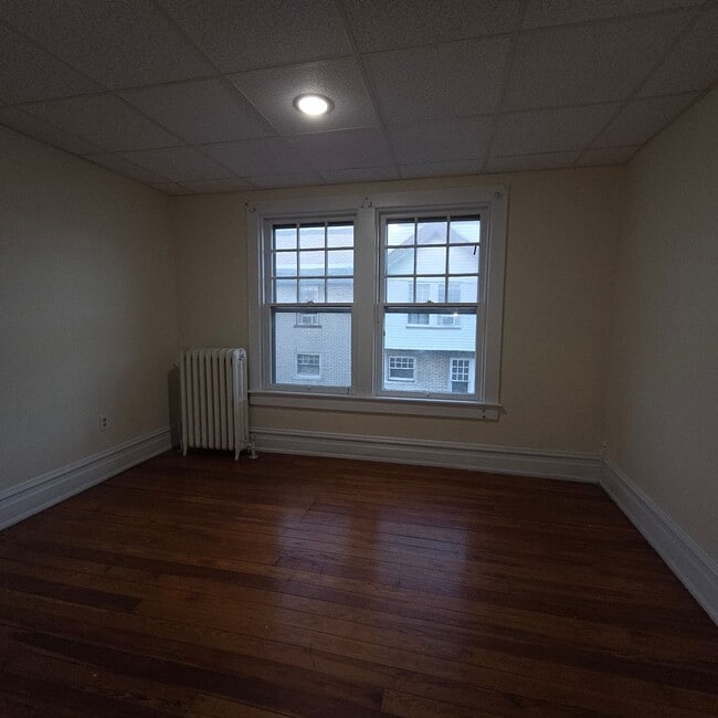 Foto del edificio - 3 bedroom with modern Kitchen