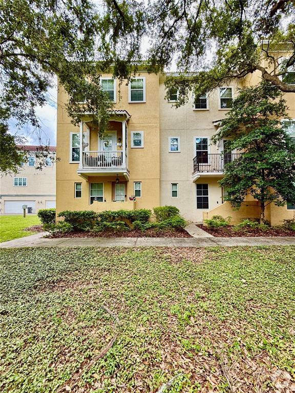 Building Photo - 956 Sombra St