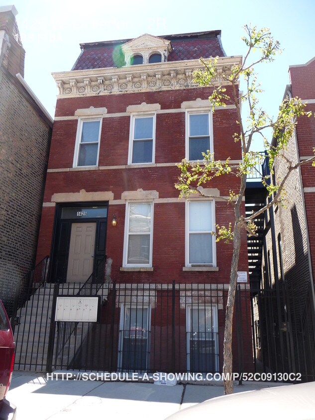 Primary Photo - 1 bed at Cullerton & Loomis