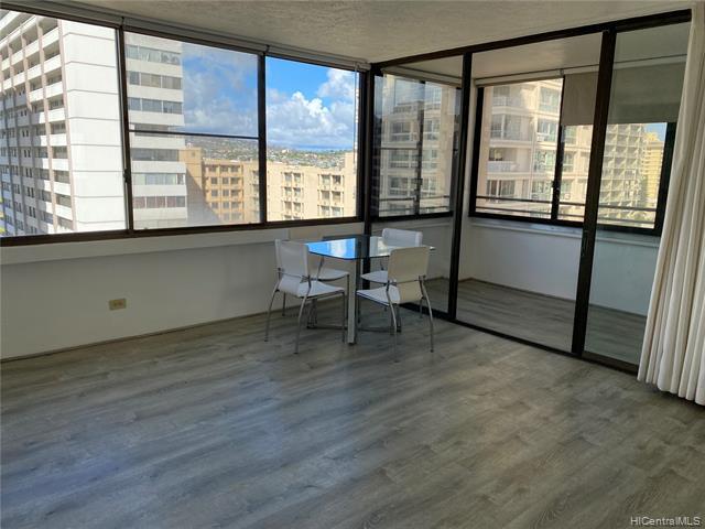 Foto principal - 2410 Cleghorn St