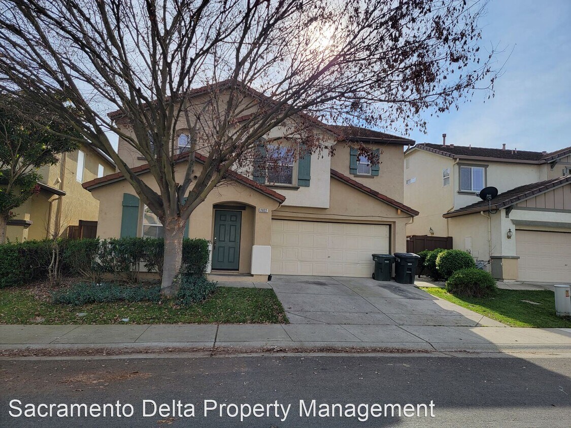 Primary Photo - 4 br, 2.5 bath House - 2922 Ottumwa Drive ...