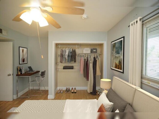 Foto del edificio - Charming 2-Bedroom Condo in St. Petersburg