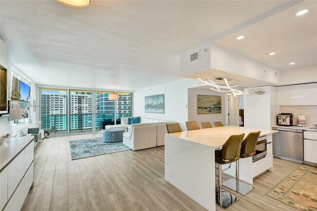 Building Photo - 2501 S Ocean Dr