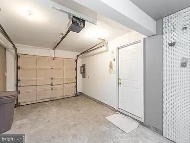 Foto del edificio - 1127 Kelfield Dr