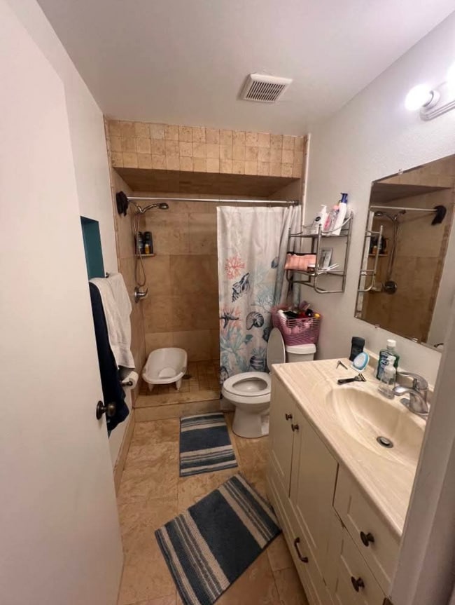 Building Photo - 2671 Arjay Ct