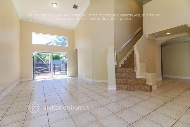Building Photo - 7302 Spinnaker Bay Dr
