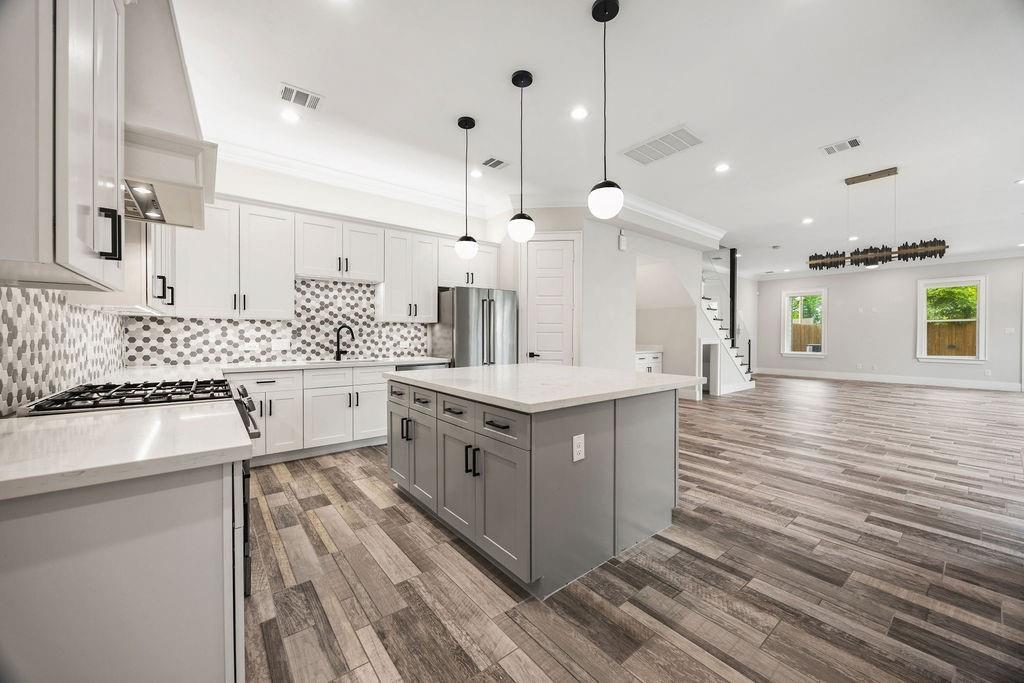 Foto principal - 518 E 40th St