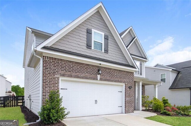 Building Photo - 4525 Sandy Creek Dr
